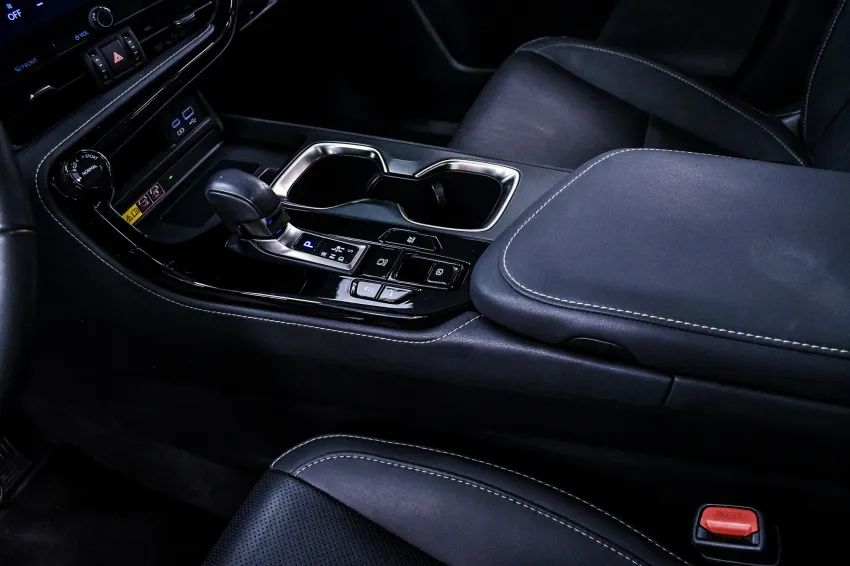 Lexus NX-350h Luxury 2.5 16V Aut. (hybrid), foto 17 de 19
