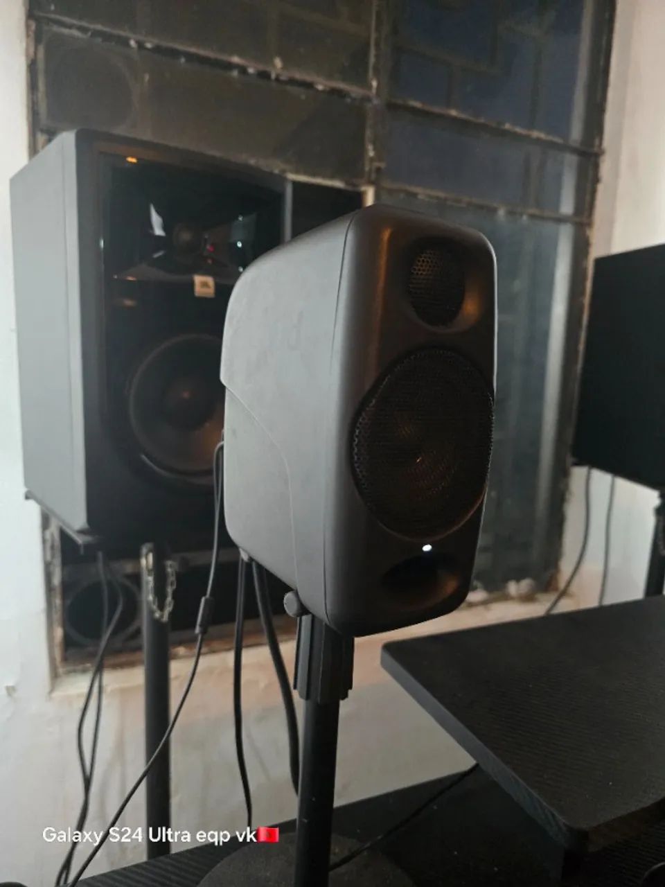 iloud micro monitors (monitores de audio)