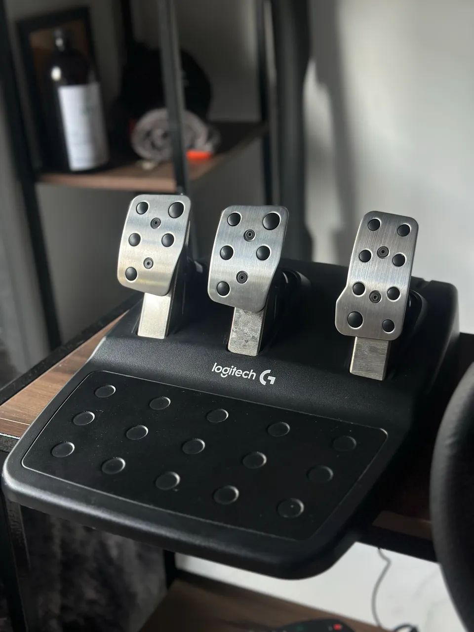 Volante Logitech G29 + Pedais - PS4/PS5 e PC - Foto 2