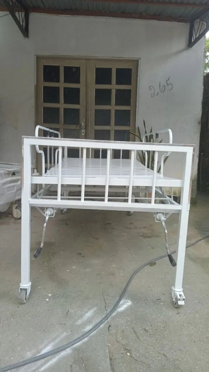 Cama hospitalar de manivela  - Foto 3