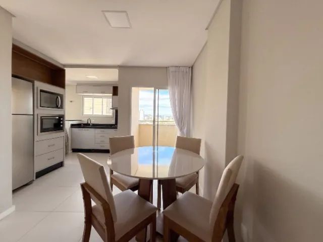 LOCAÇÃO - Apartamento 2 Dormitórios com suíte - Centro - Tubarão /SC  - Foto 2