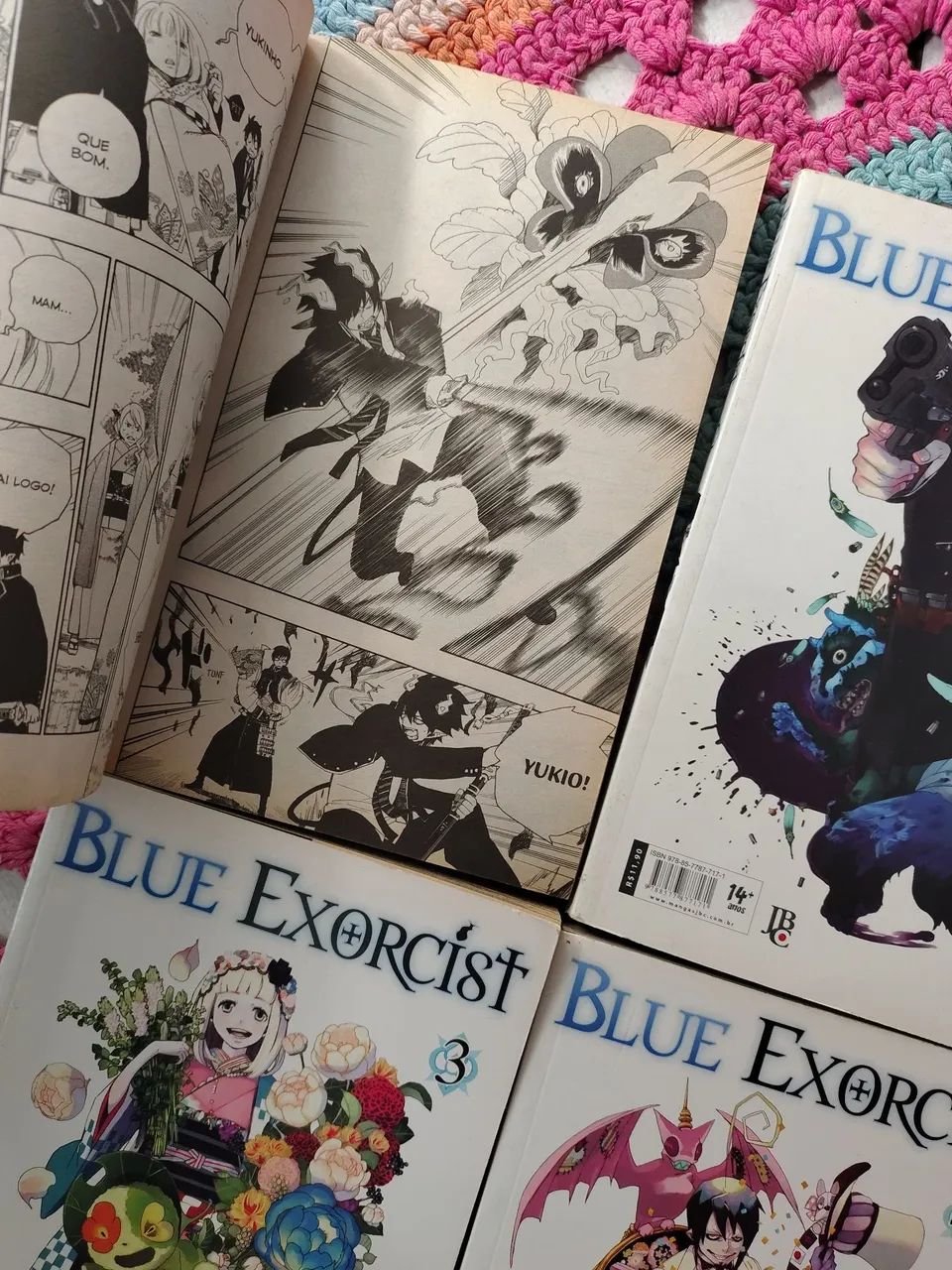 Mangá BLUE Exorcist - Foto 4