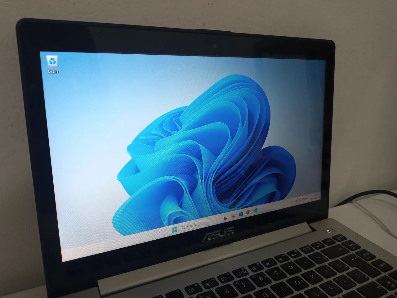 Notebook ASUS (Touch-screen, SSD, 5G, Bluetooth) - Foto 2
