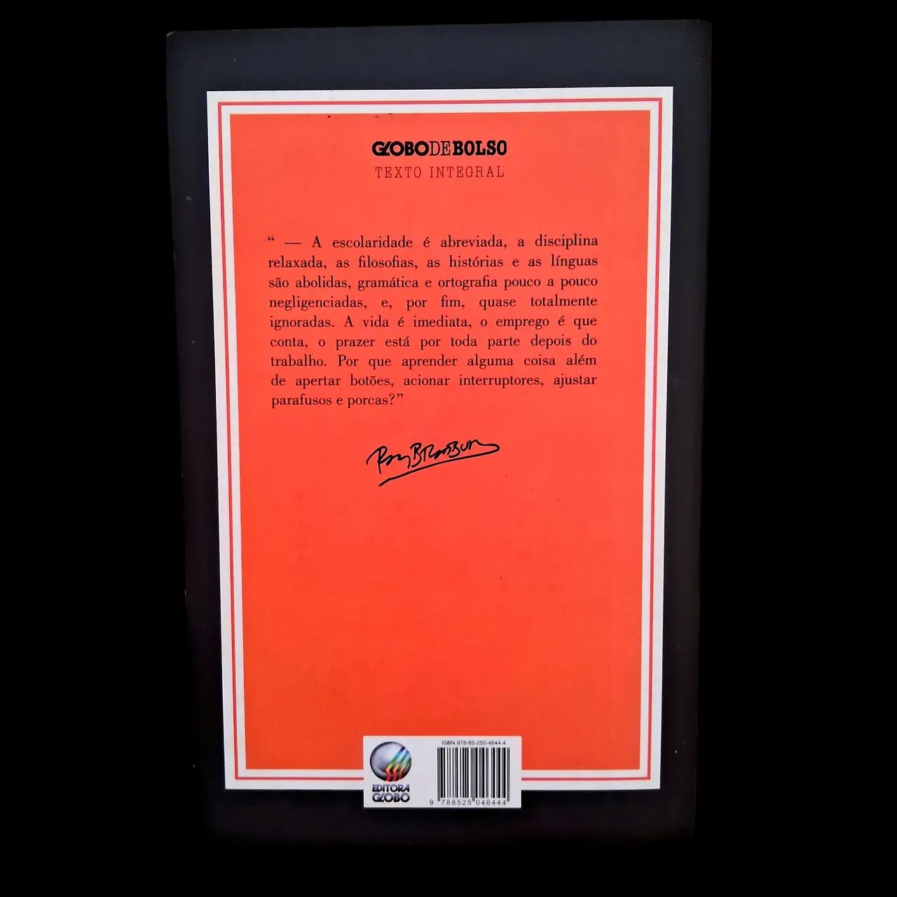 Fahrenheit 451 - Ray Bradbury - Foto 2