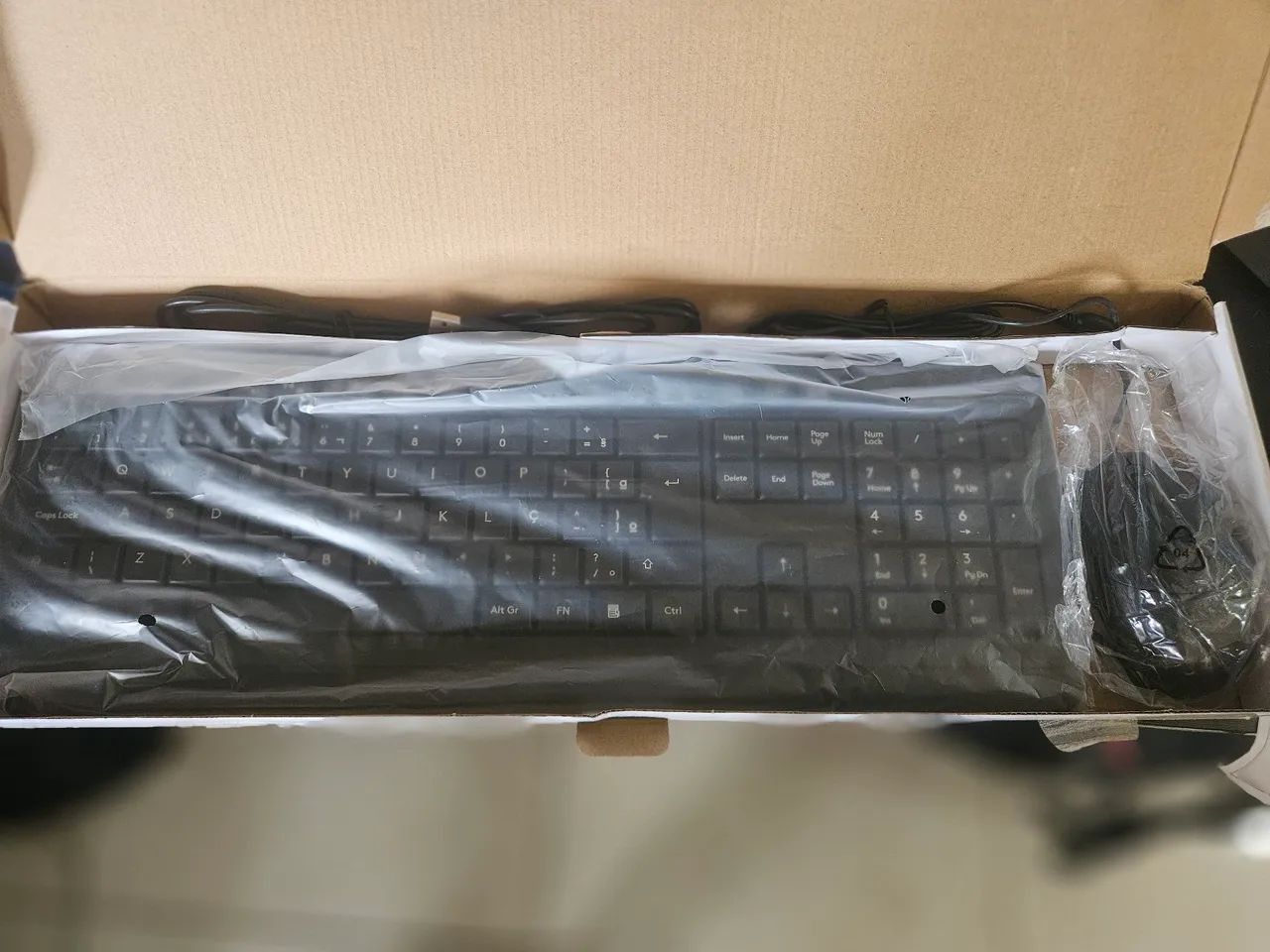 Kit teclado e mouse com fio - Foto 3