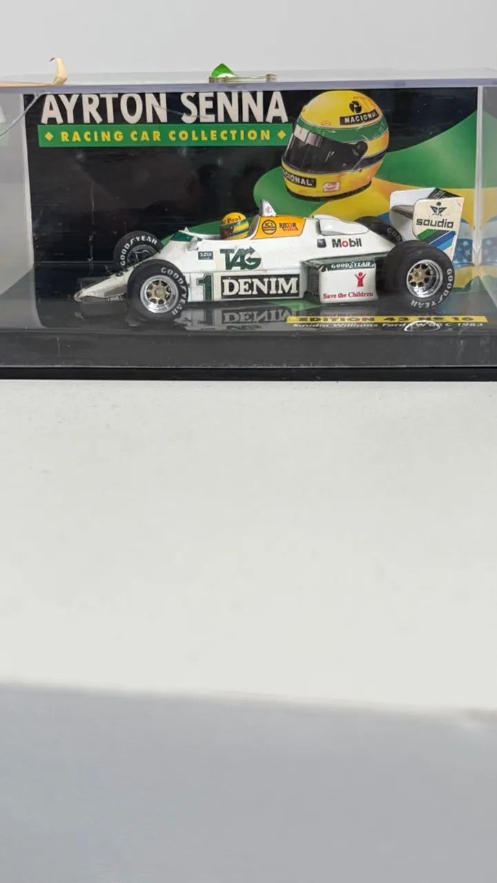 MINIATURA AYRTON SENNA - SAUDIA WILLIAMS FORD FW08C 1983 - 1:43
