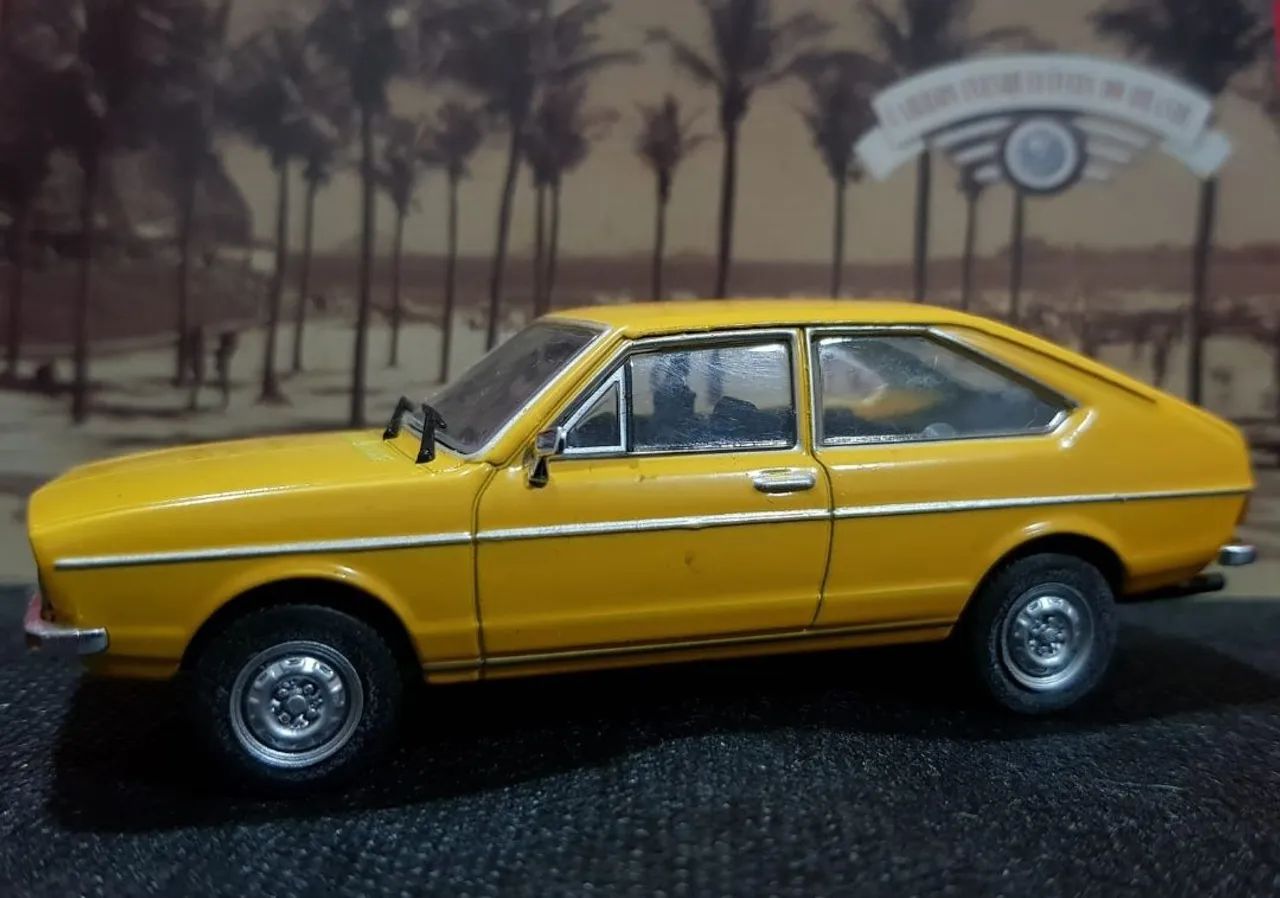 Lote com 4 miniaturas escala 1/43 - Foto 5