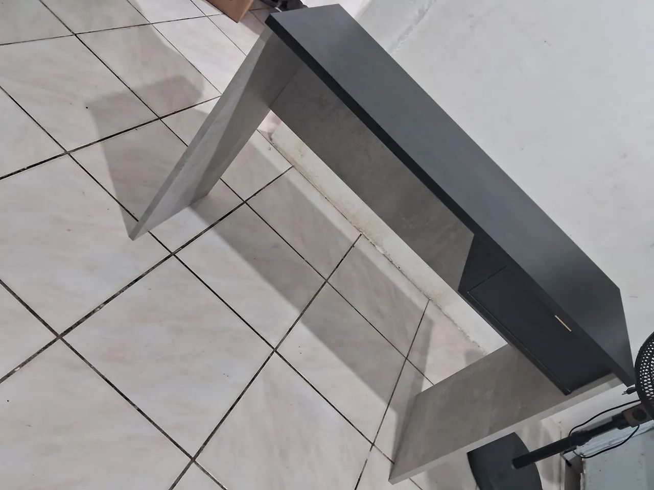 Escrivaninha toda em MDF (entrego)