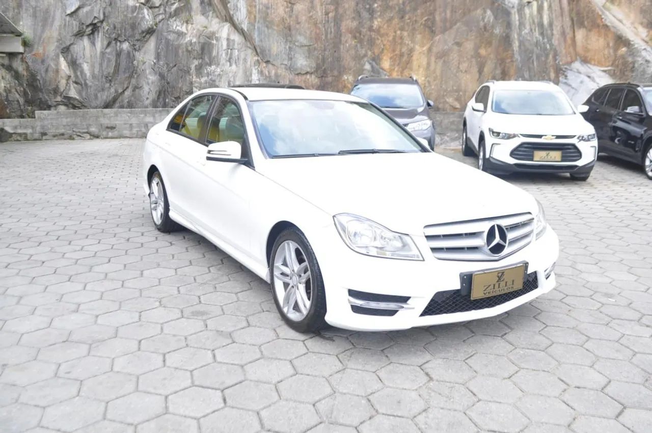 Mercedes-Benz C-180 CGI Sport 1.6 TB 16V 156cv Aut. 2013