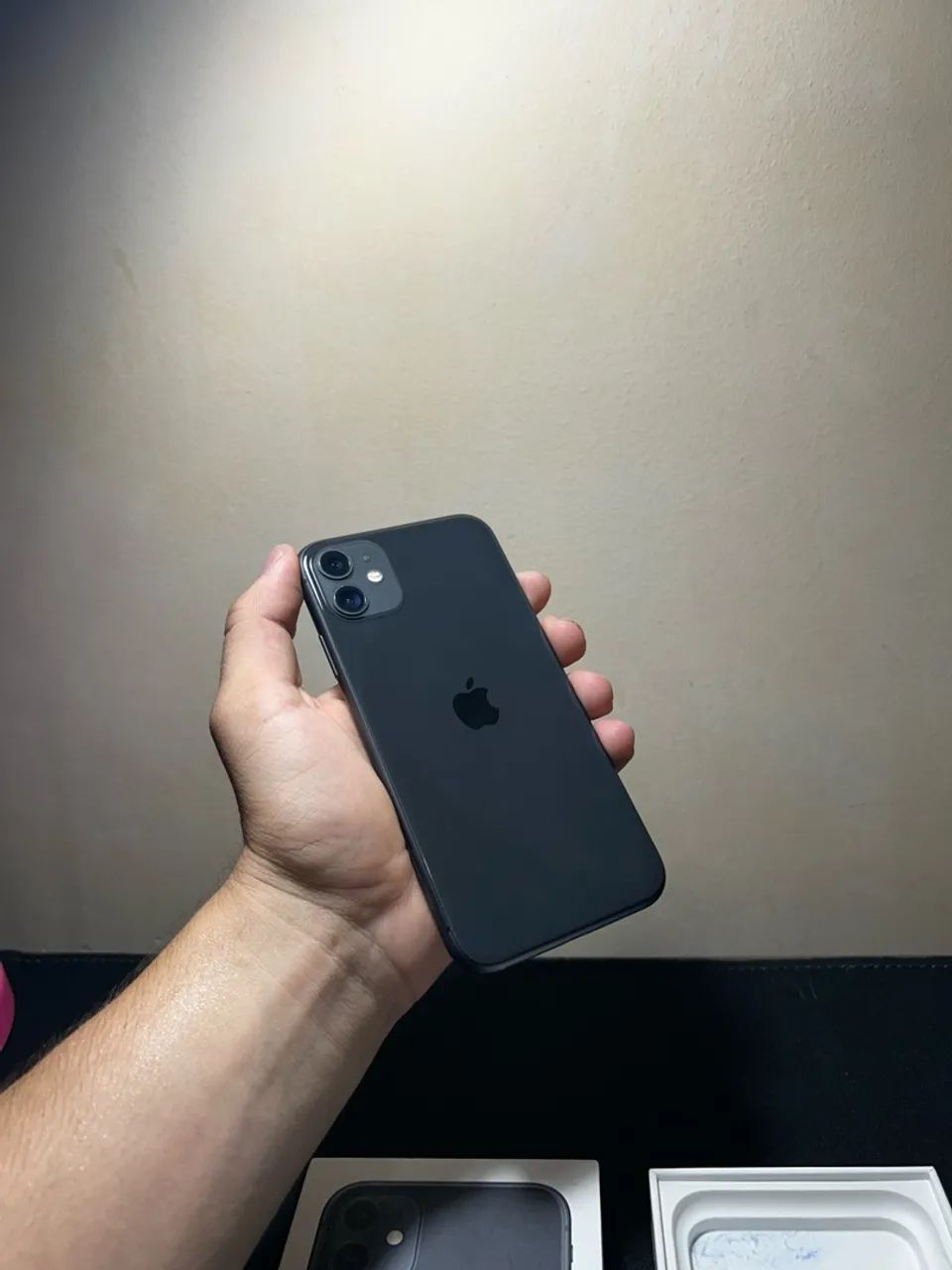 iPhone 11 + capinha/ película e caixa - Foto 2