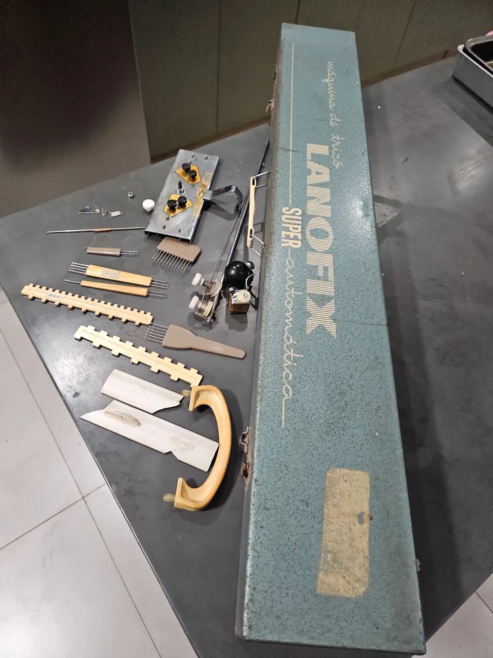 Máquina de tricô Lanofix Super Automática 