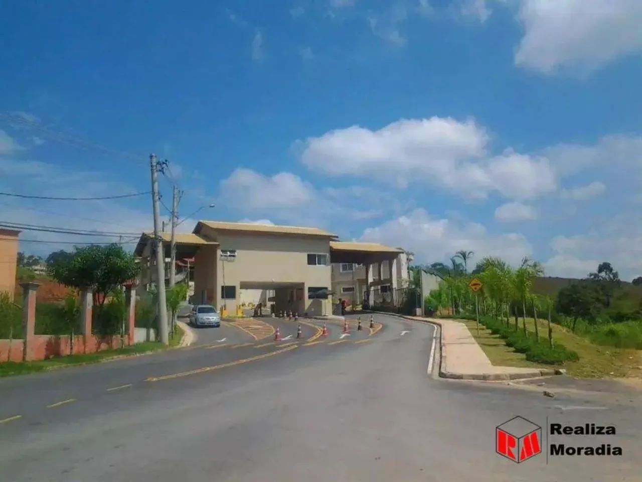 Terreno de 250 m² - declive. - Jardim Rio das Pedras - Cotia - Foto 2