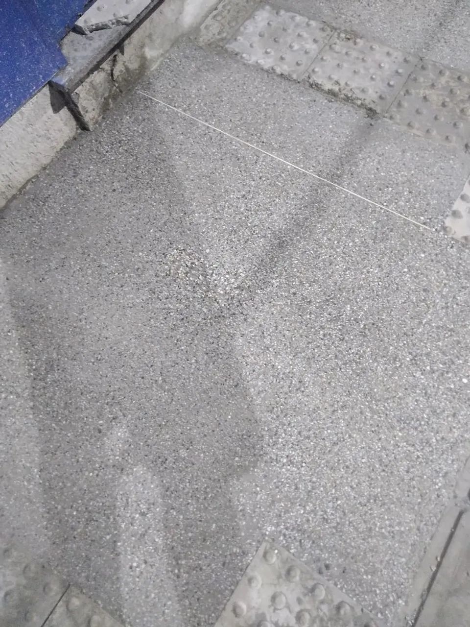 Piso de alta resistência granilite granitina - Foto 5