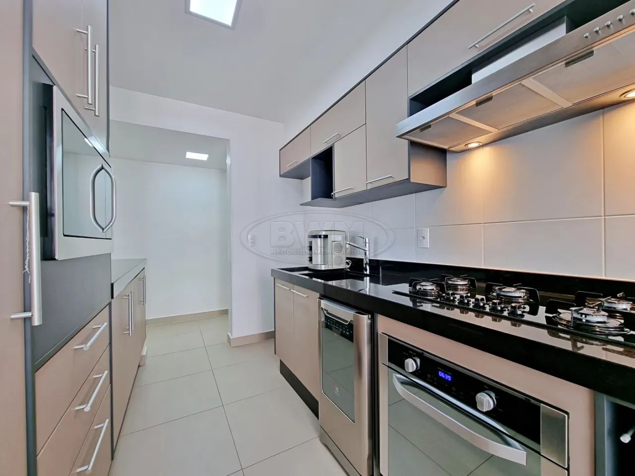 Apartamento INCRÍVEL, completo, com 93 m², 3 dorms, 1 suíte, acabamento IMPECÁVEL! Parque  - Foto 4