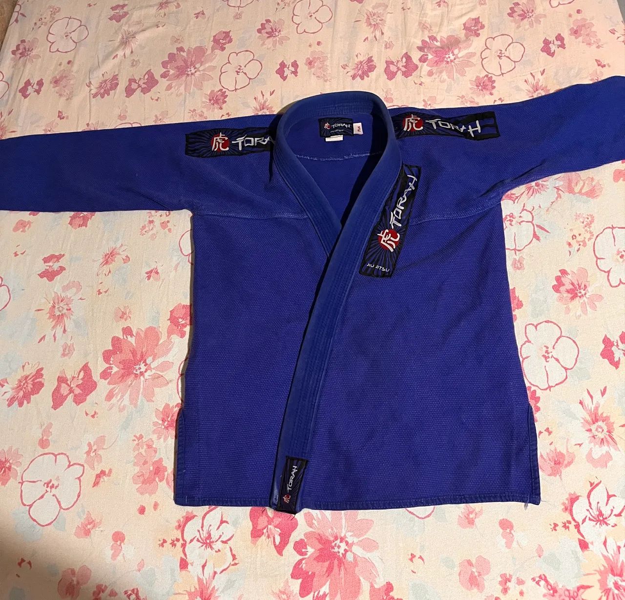 Kimono dê jiu-jitsu 