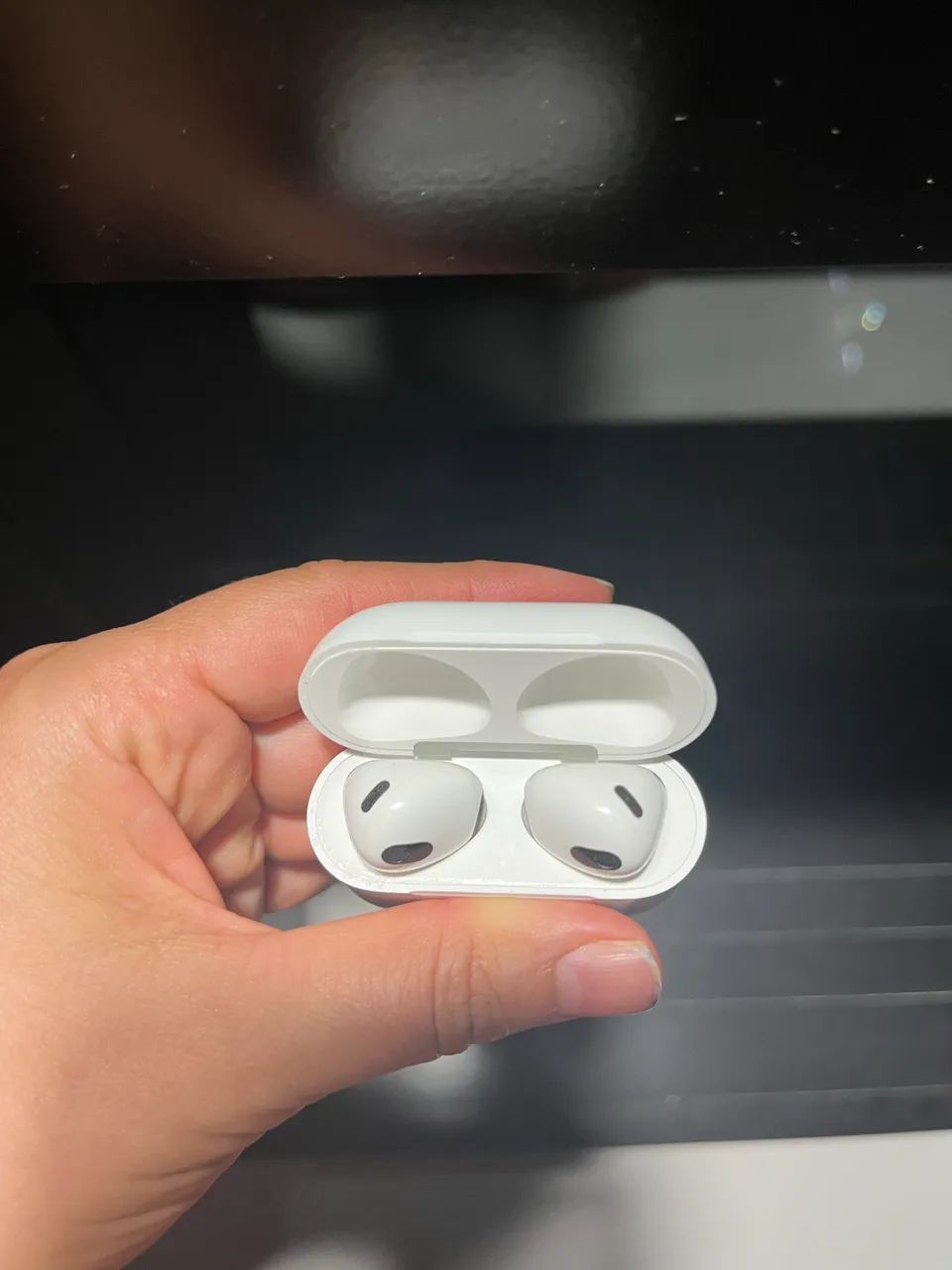 Apple AirPods (3rd geraçao) com MagSafe e capinha  - Foto 4