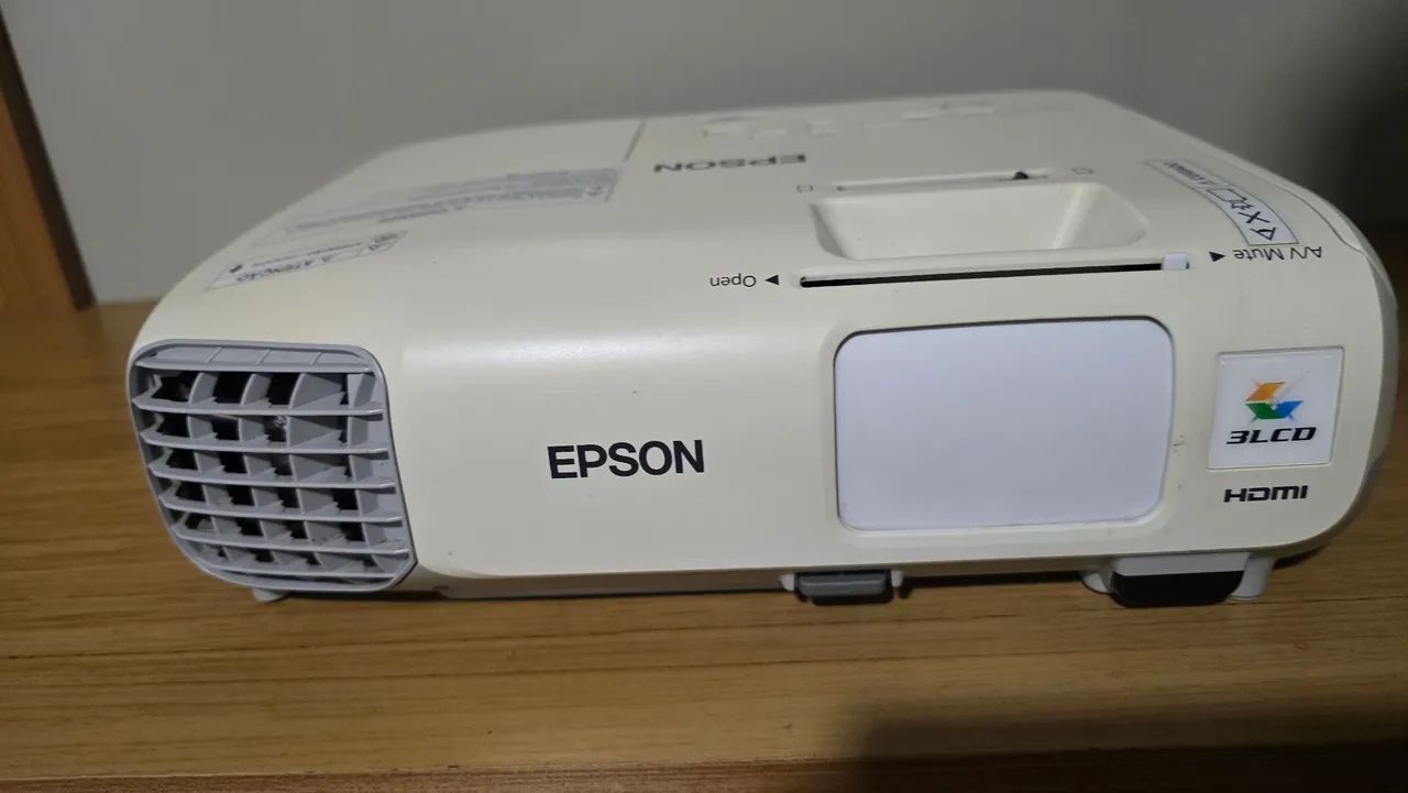 Projetor Multimídia Epson PowerLite S17