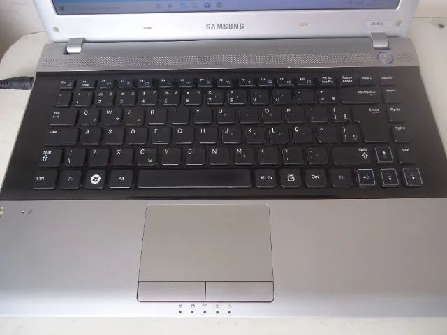 SAMSUNG RV420 CORE i3 - Foto 5