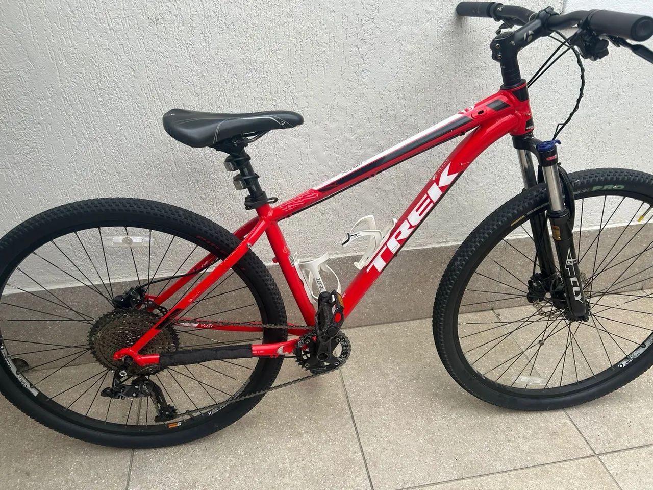 Bicicleta Aro 29 - TREK MTB - Foto 4