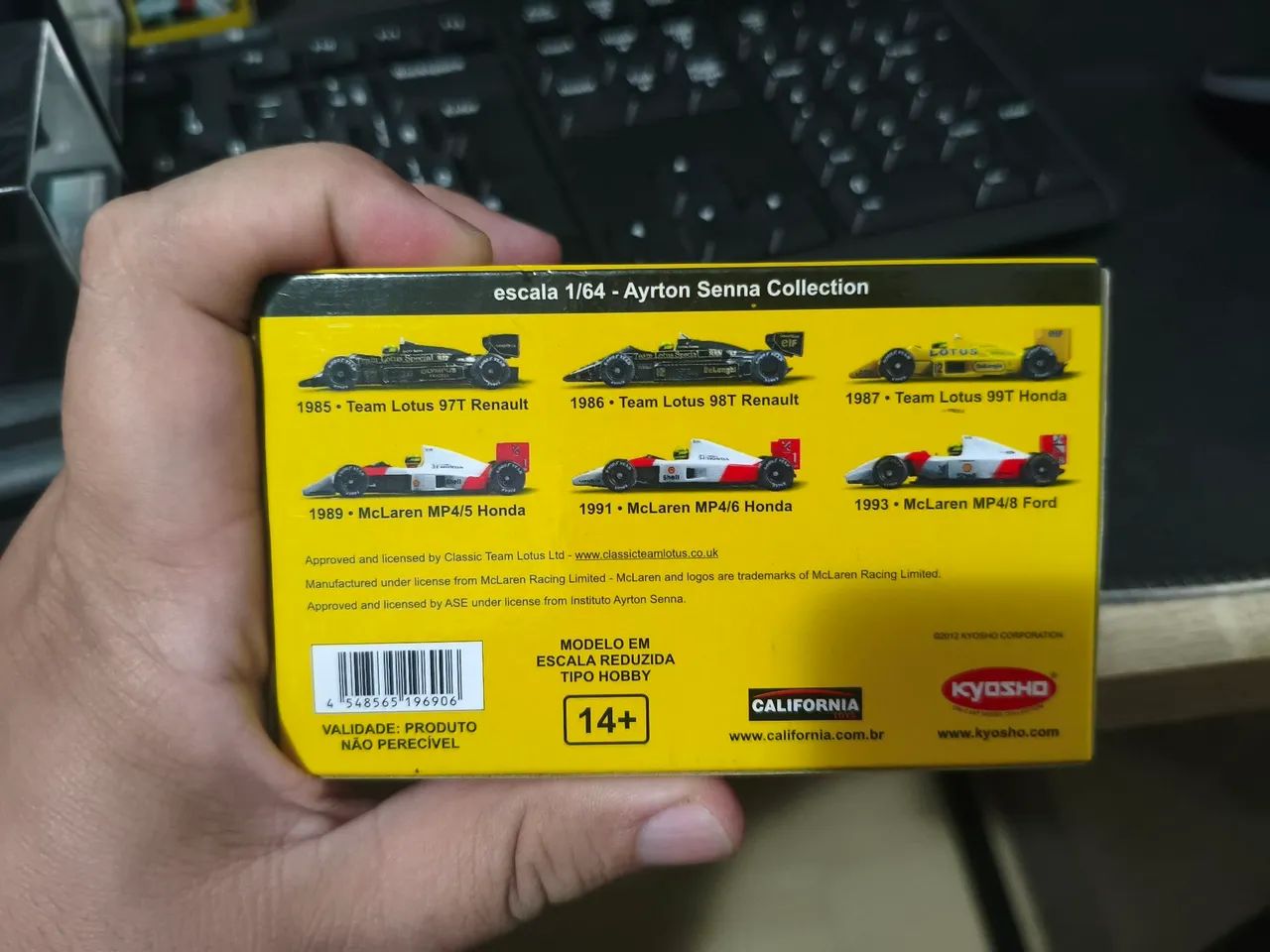 Ayrton Senna Lotus 1987 Kyosho 1/64 - Foto 2