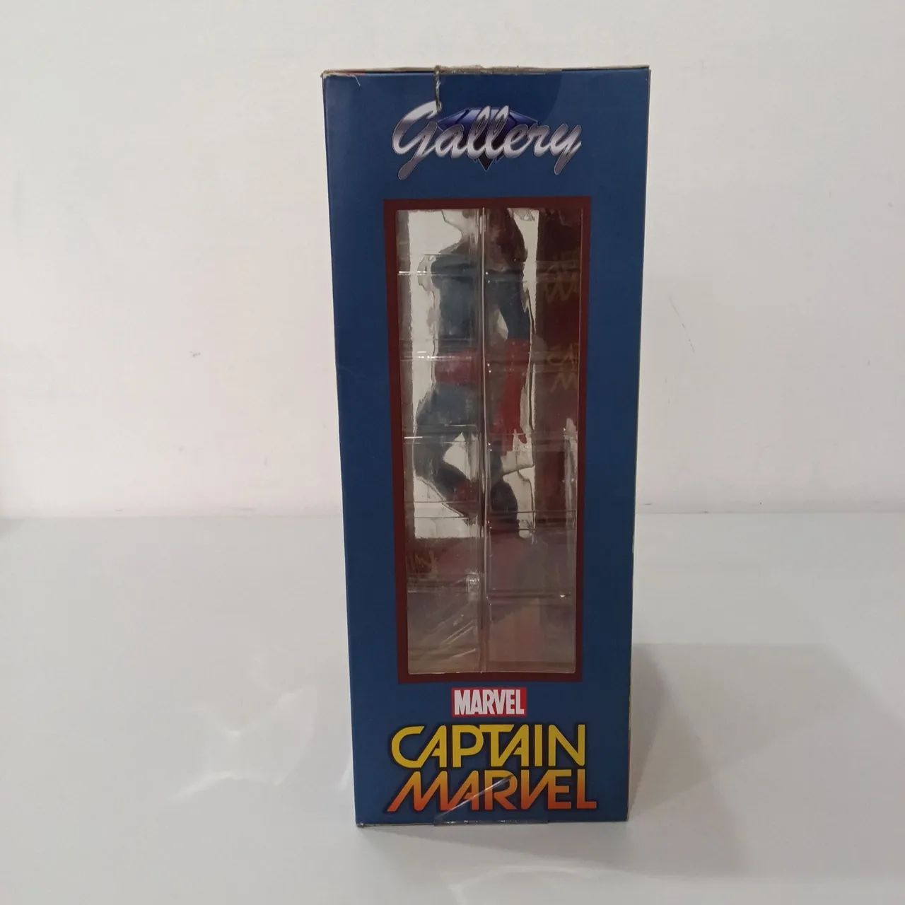 Vendo Captain Marvel Marvel Gallery PVC Diorama Semi novo  - Foto 3