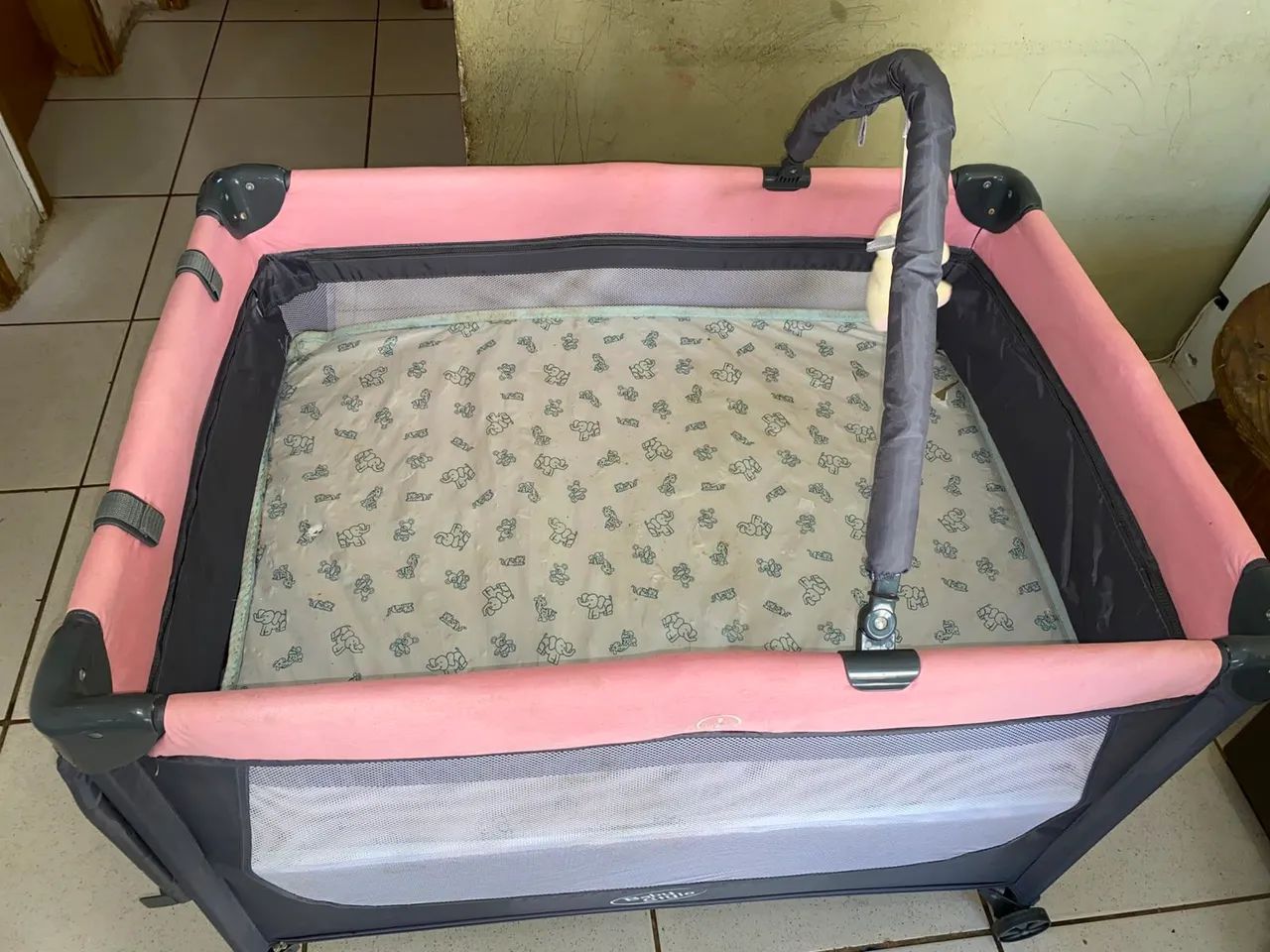 Cercadinho Rosa e Cinza em Ótimo estado! - Foto 4