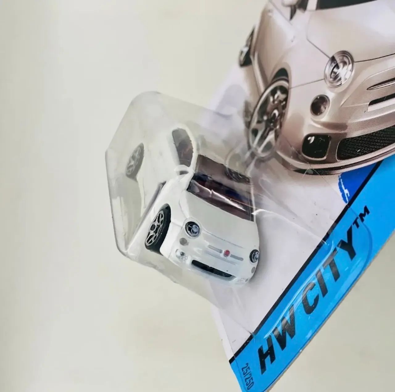 Hot Wheels Fiat 500 (Cinquecento) | 1:64 - Foto 4