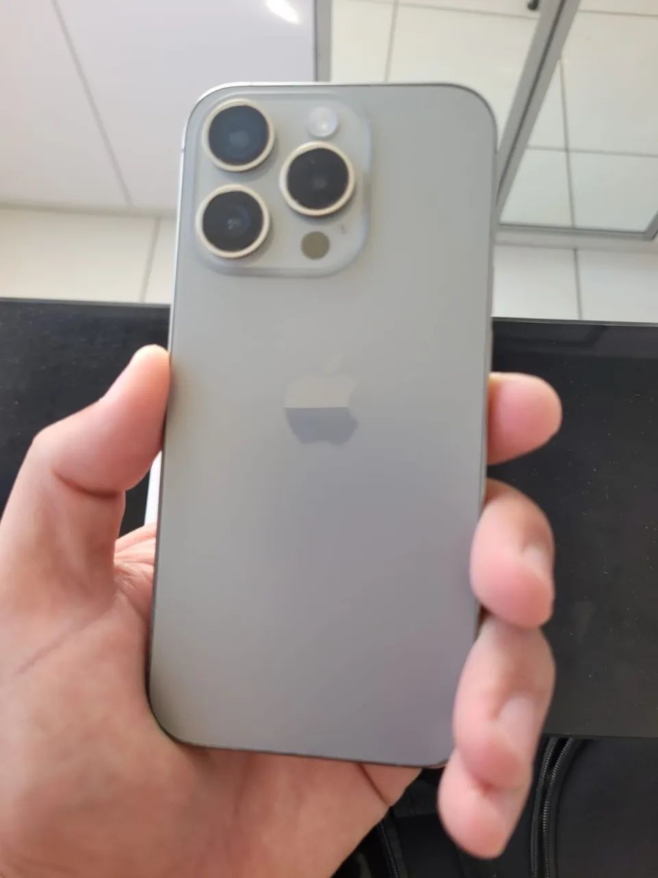 iPhone 15 pro  - Foto 3