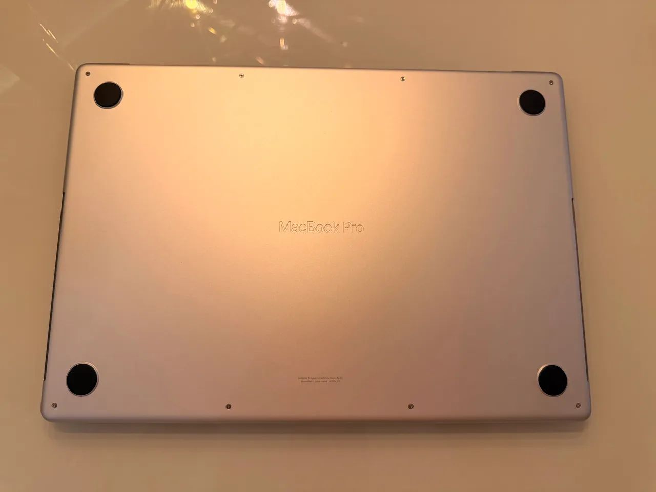 MacBook Pro 16 M4 Pro 24GB RAM 512GB SSD Prateado  - Foto 2