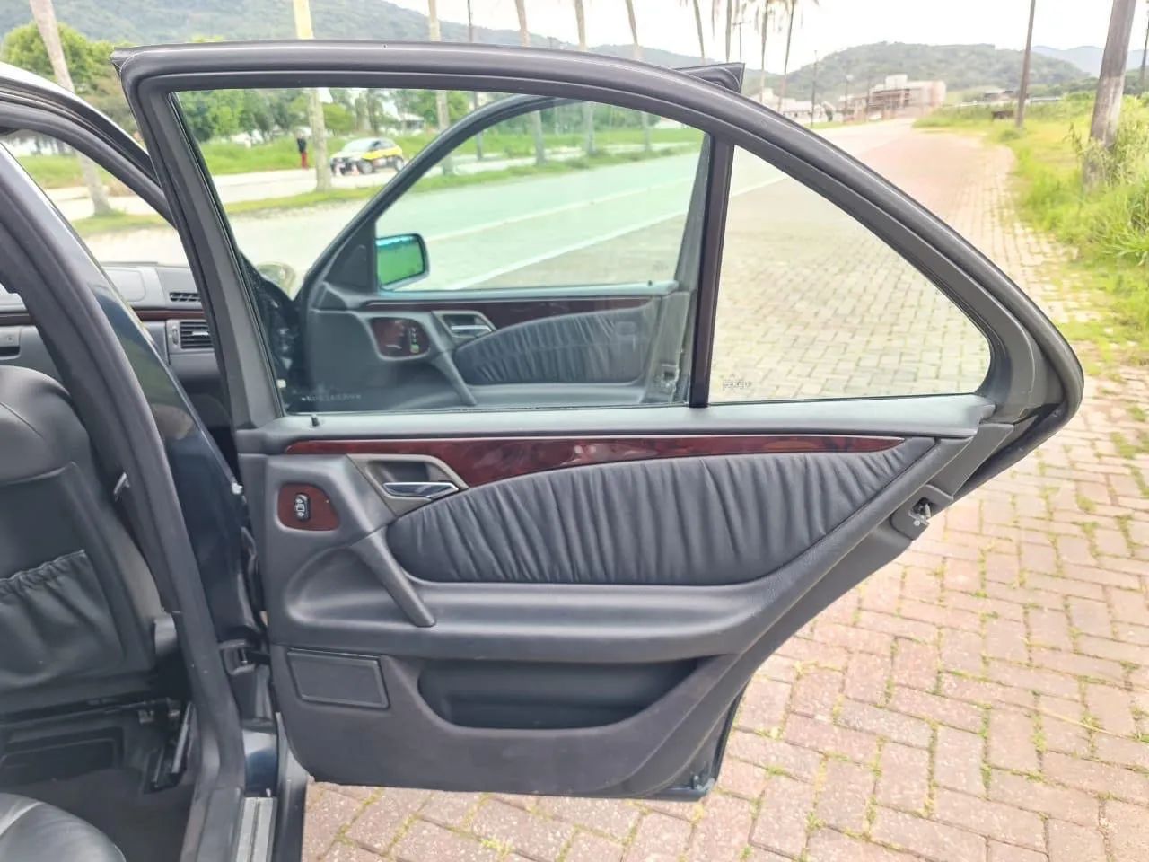 Mercedes-Benz E-320 E-320 1997 - Foto 4