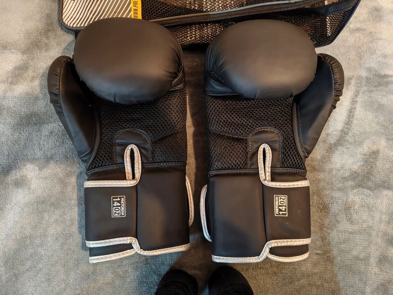 Luva Boxe Muay Thai Pretorian 14oz e bandagem - Foto 2