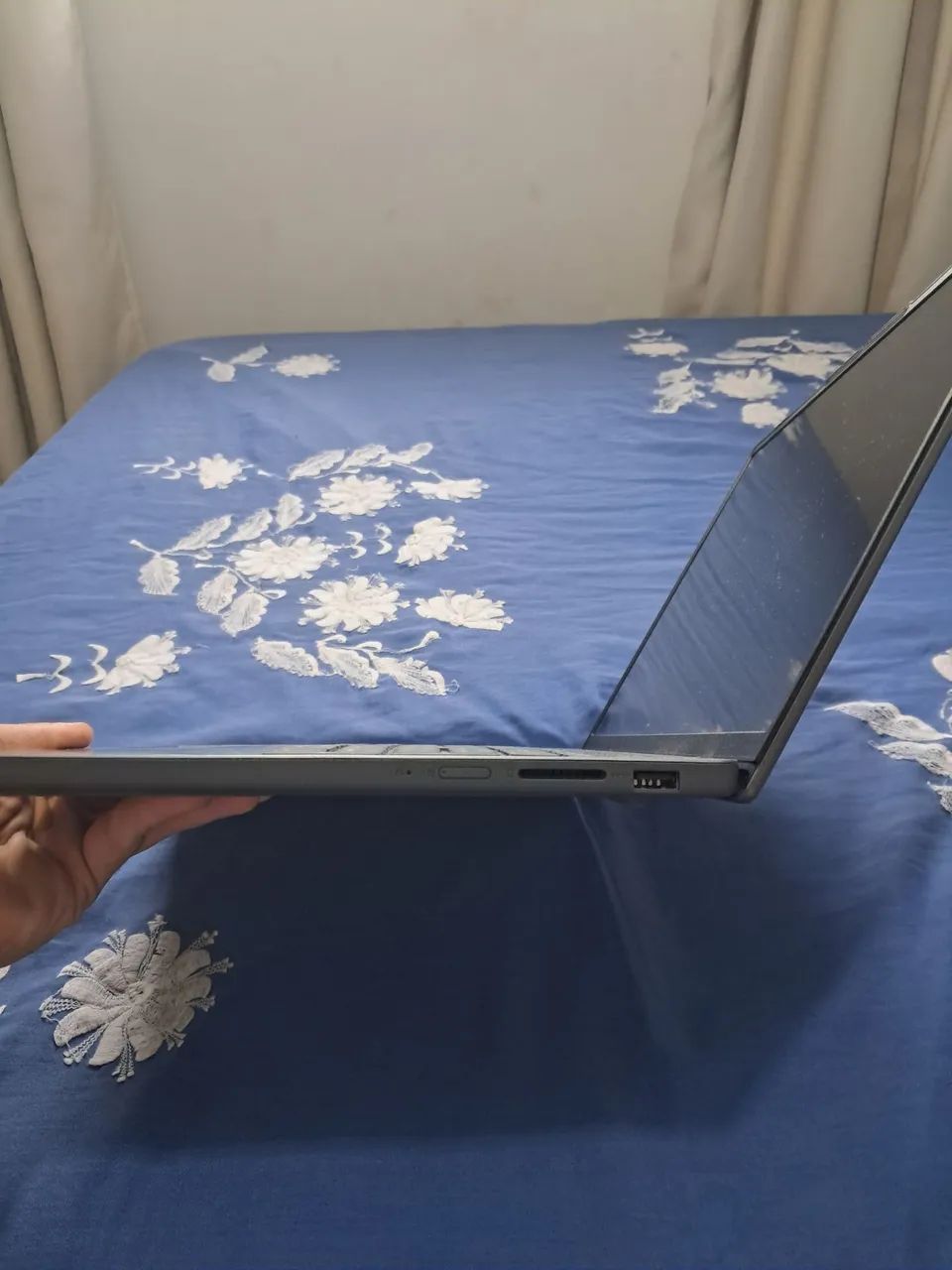 Notebook Lenovo Slim 3 Ryzen 7 7735HS  - Foto 3