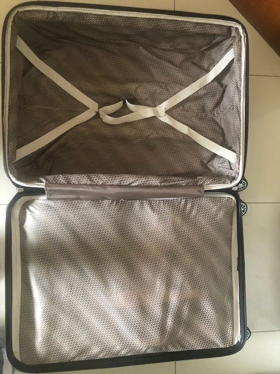 MALA EXCELENTE ESTADO - Foto 4