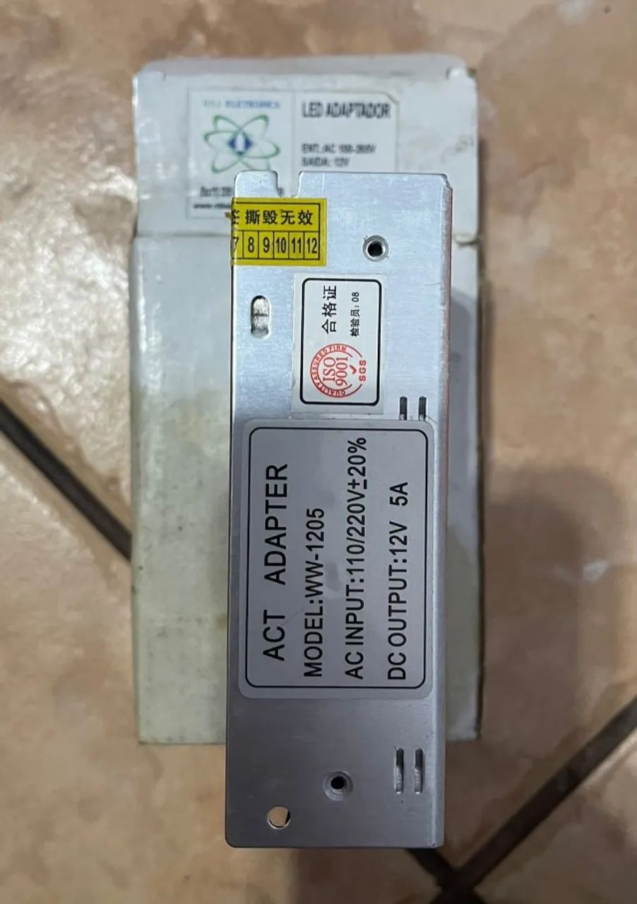 Kit com 2 Fontes Cftv / Iluminação 5a 12v Chaveada Colmeia - Foto 3