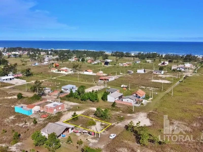 Terreno 550 metros do mar praia Lagoinhas norte - Foto 3