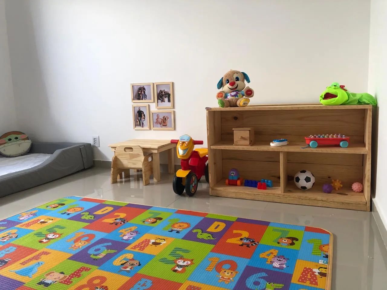 Rack Montessori com Baú em Pinus Tratado - Foto 4