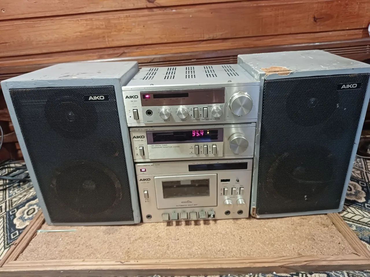 Sistema de som Akio 3000 