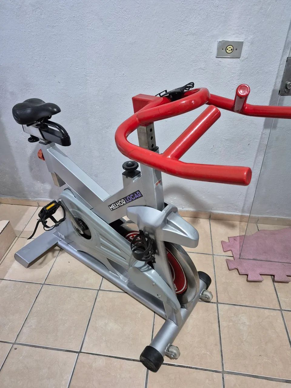Bicicleta Ergometrica Spinning Astra Fitness c/ Roda de Inércia de 20kg20kg 