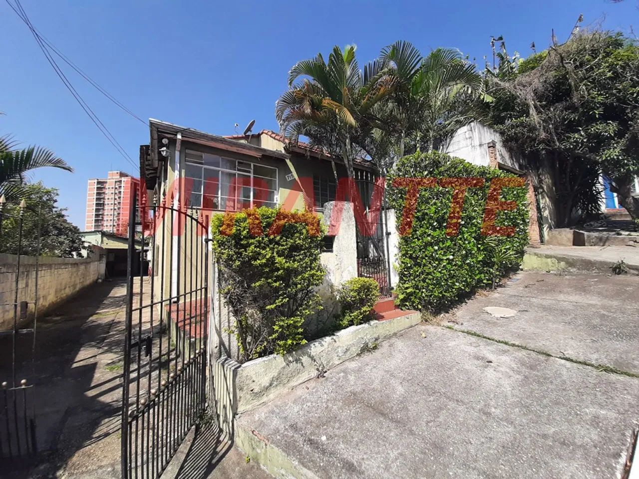 Sobrado de 250m² com 5 quartos em Quitaúna