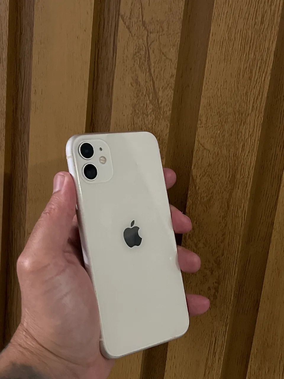 iPhone 11 64 GB - muito novo  - Foto 2