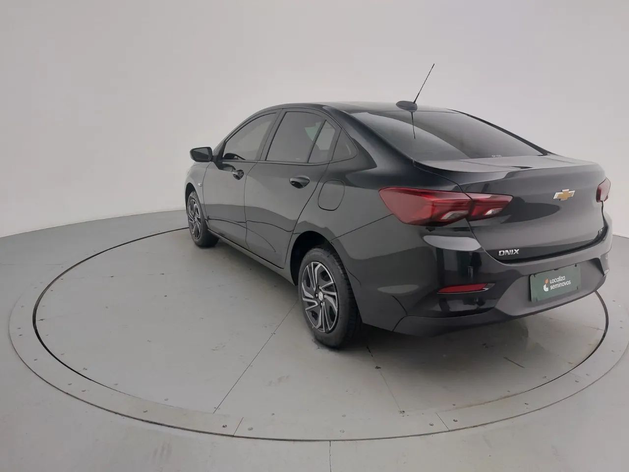 Chevrolet Onix Plus LT 1.0 12V Flex Mec. 4P, foto 3 de 18
