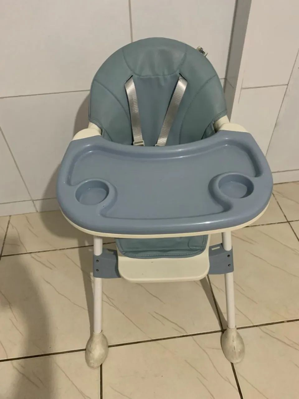 Cadeira de alimentação 
