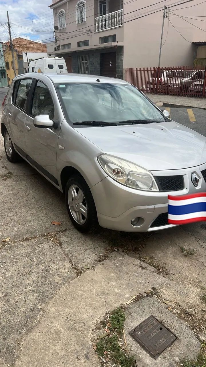 Renault Sandero 2011