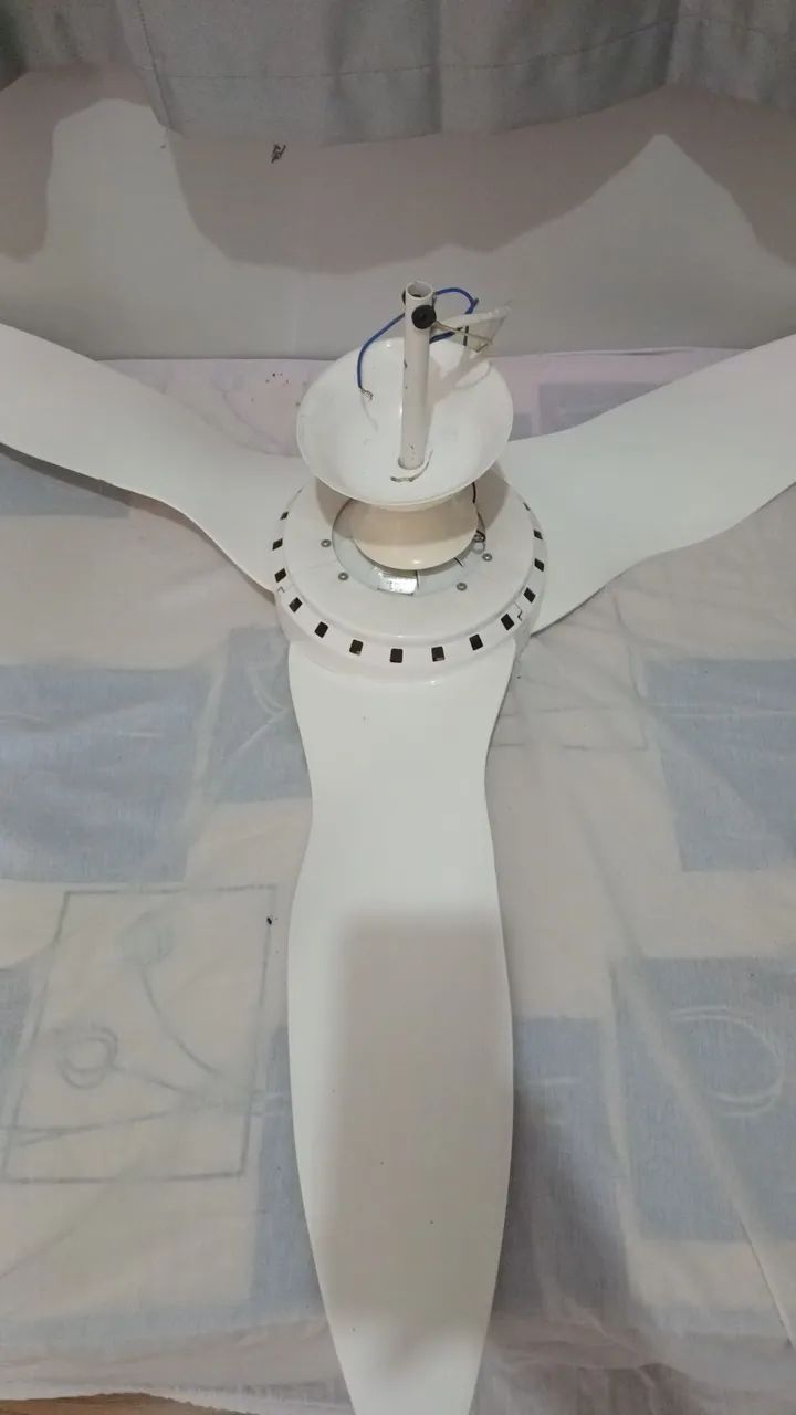 Ventilador de teto 