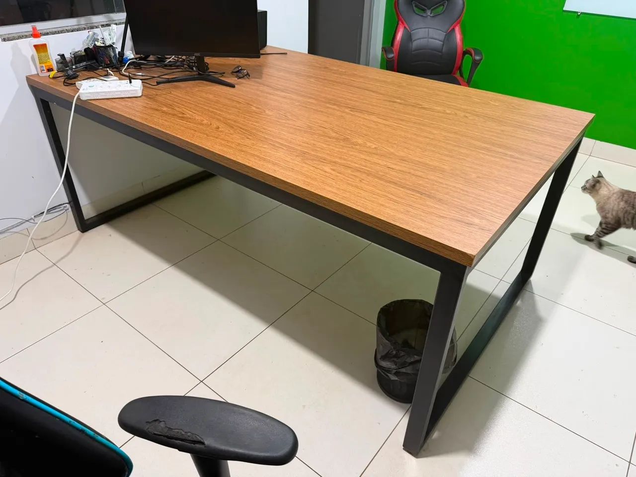 Mesa de Escritório Premium 1,90 x 1,10 | Estrutura Metálica | Excelente Estado - Foto 3