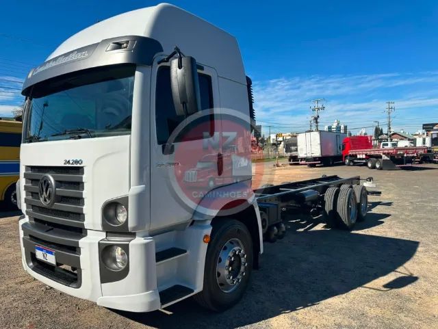 VW 24.280 CONSTELLATION 2020 6X2  - Foto 3