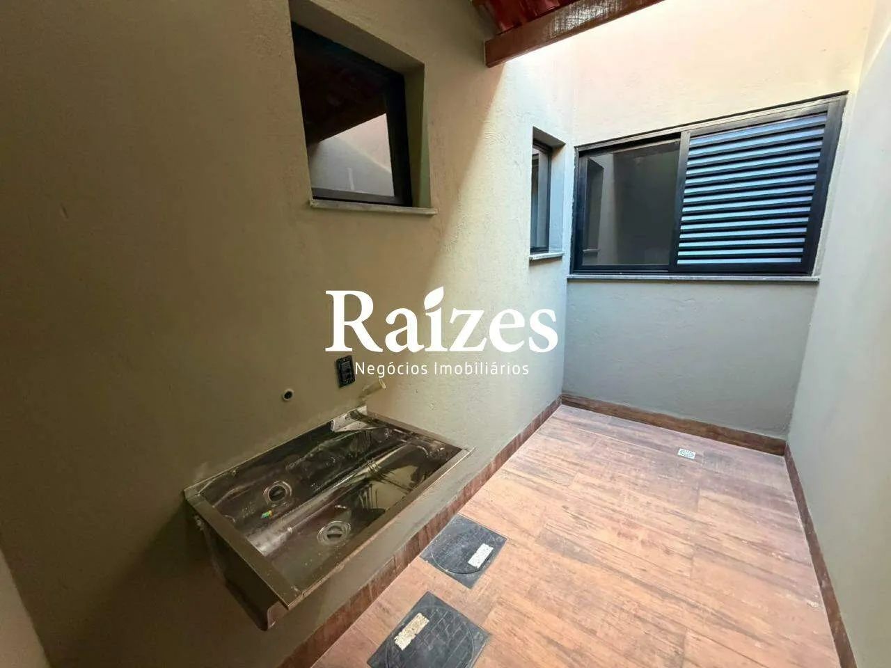 Casa nova com 3 quartos sendo 1 suíte no Pacaembu em Uberlândia - Foto 5