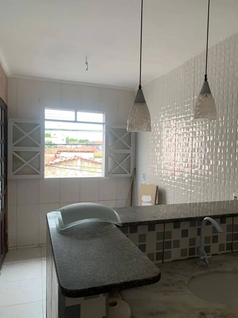 Apartamento 2 quartos,primeiro andar