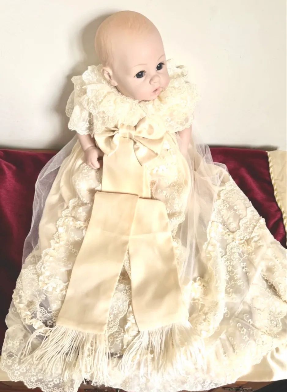 Adora dolls - Príncipe George Commemorative  2013 - Foto 2