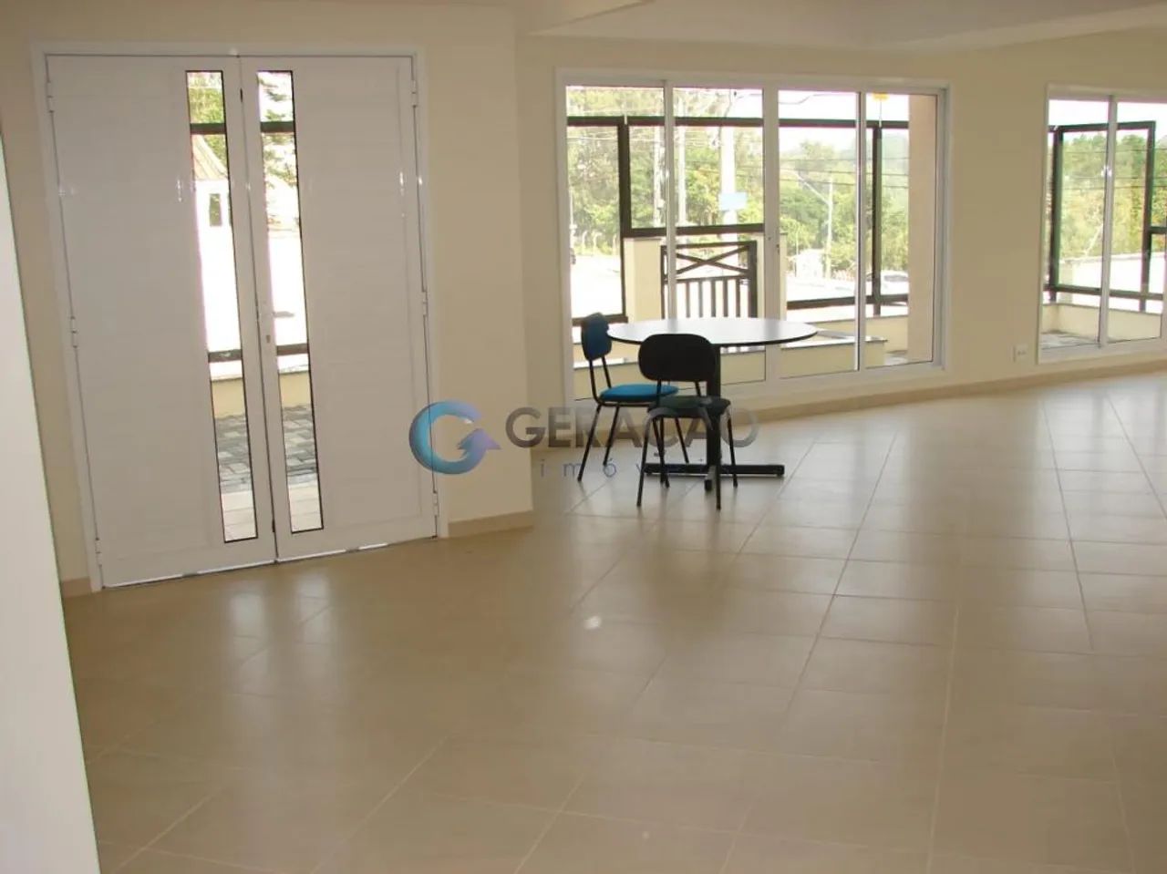 Comercial Prédio em São José dos Campos